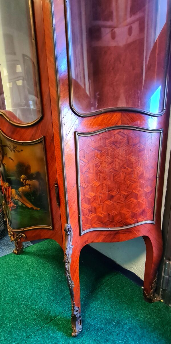 Vetrina in stile Luigi XV - immagine 5