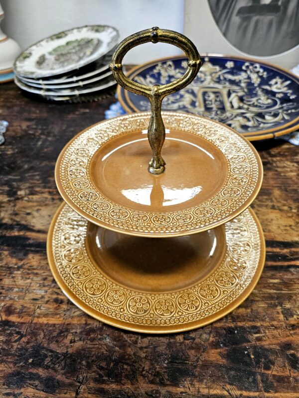 Alzata Antonia Campi